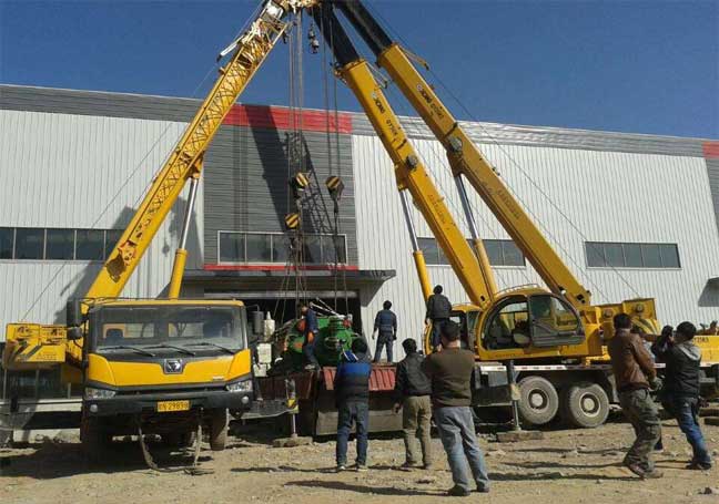 昆明吊裝搬運(yùn)公司：什么樣的人能夠擔(dān)任搬運(yùn)現(xiàn)場指揮？